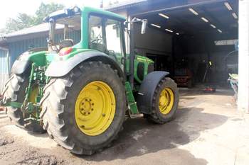 salg af John Deere 6920 traktor