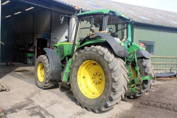 salg af John Deere 6920 traktor