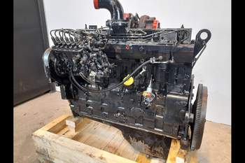 salg af Case Magnum MX230  Engine