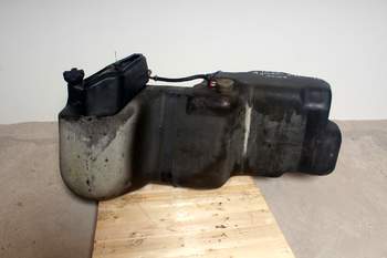 salg af Deutz-Fahr Agrostar 6.11  Fuel tank