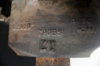 salg af Massey Ferguson 7726 LEFT Rear Half Axle