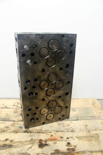 salg af Massey Ferguson 7726  Cylinder Head