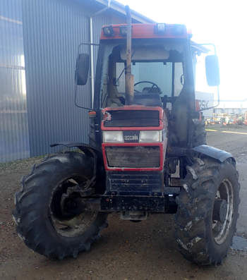 salg af Case 795 XLA traktor