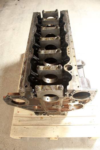 salg af Motorblock Komatsu WA480-6 