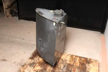 salg af Terex TC85  Fuel tank