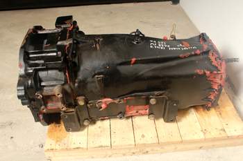 salg af Massey Ferguson 8240  Transmission