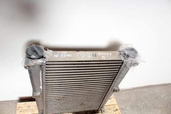 salg af Intercooler Massey Ferguson 8240 