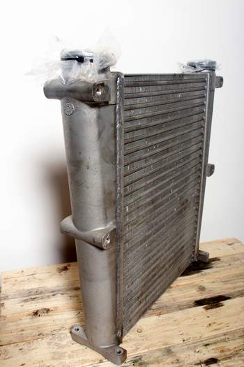 salg af Intercooler Massey Ferguson 8240