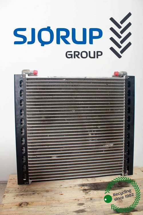 salg af Massey Ferguson 8240  Oil Cooler