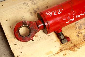 salg af Manitou MLT735-120 LSU  Hydraulic Cylinder