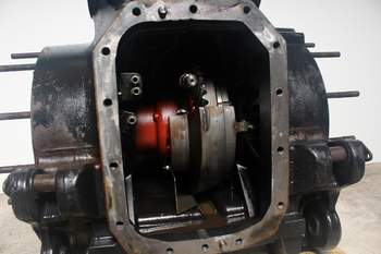 salg af New Holland T7070  Rear Transmission