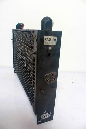 salg af Case Puma 230  Oil Cooler