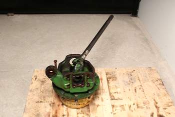 salg af John Deere 6150 R RIGHT Front axle final drive