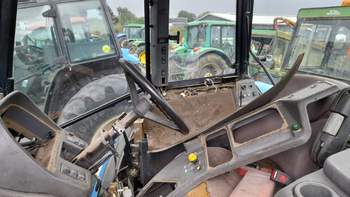 salg af New Holland TM190 traktor