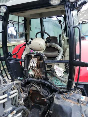 salg af Massey Ferguson 7618 tractor