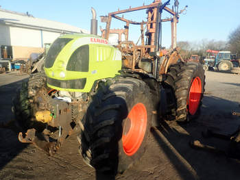 salg af Claas Arion 640 traktor