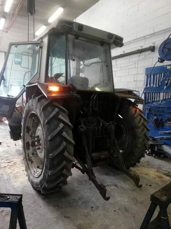 salg af Massey Ferguson 3065 traktor