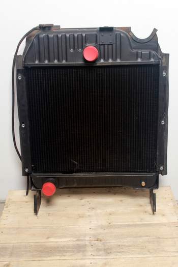 salg af Massey Ferguson 3065  Water Radiator