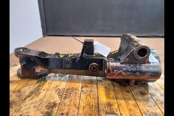 salg af Foraksel rør Deutz-Fahr Agrotron 115 HÖGER