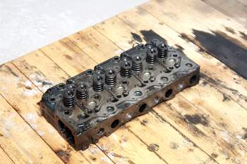 salg af Schaeffer 460  Cylinder Head