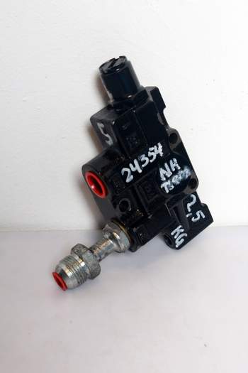 salg af New Holland TL90 A  Remote control valve