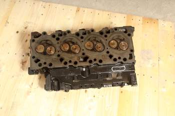 salg af New Holland TL90 A  Cylinder Head