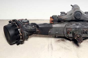 salg af Massey Ferguson 7618  Disassembled front axle