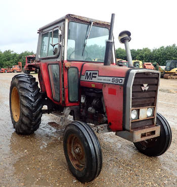 salg af Massey Ferguson 590 traktor