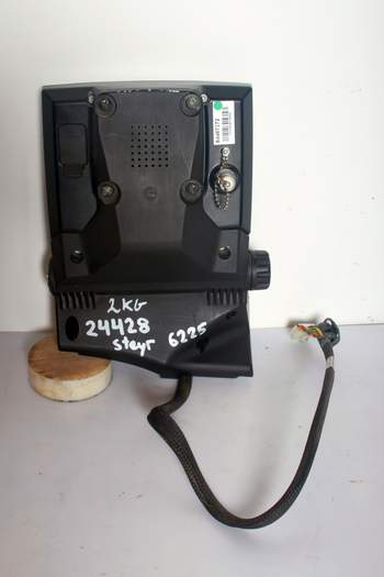 salg af Monitor Steyr 6225