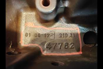 salg af Bundkar Valtra 8950