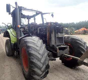 salg af Claas Arion 640 traktor