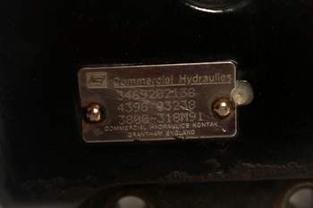 salg af Massey Ferguson 4255  Remote control valve