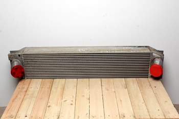 salg af Volvo L180 F  Intercooler