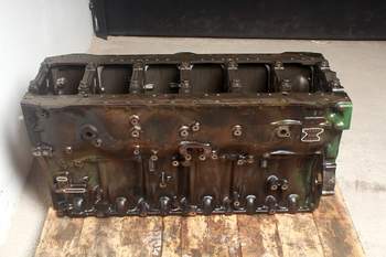 salg af Volvo L180 F  Engine Block