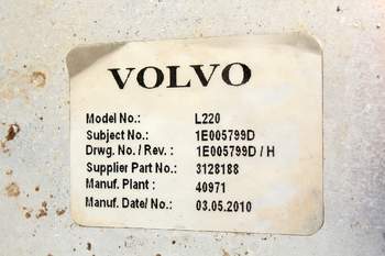 salg af Vatten Kylare Volvo L180 F 