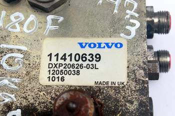 salg af Volvo L180 F  Hydraulic Valve