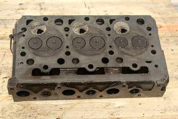 salg af Schaeffer 2034  Cylinder head