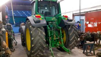 salg af John Deere 7530 traktor