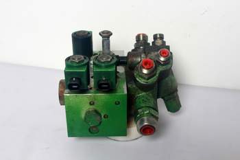 salg af John Deere 7530  Suspension control valve