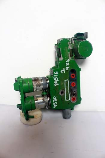 salg af John Deere 7530  Remote control valve