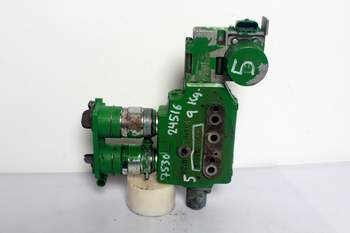 salg af John Deere 7530  Remote control valve