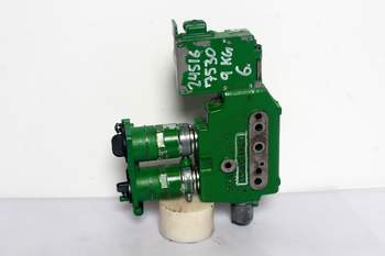 salg af John Deere 7530  Remote control valve