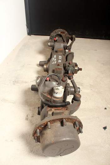 salg af Vorderachse Claas Ares 836 