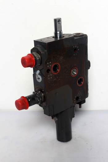 salg af Claas Ares 836  Remote control valve