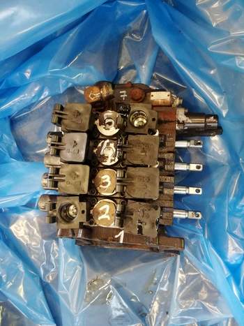 salg af Fiat G170  Remote control valve