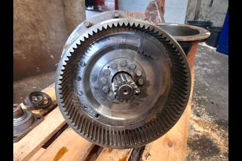 salg af Endandtrieb Vorderachse Massey Ferguson 8737 LINKS