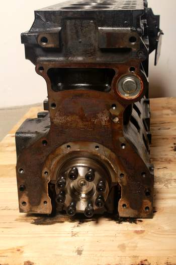 salg af Begagnade shortblock Massey Ferguson 8737 