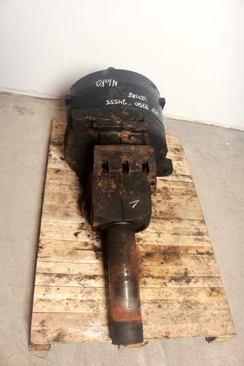 salg af Massey Ferguson 8250 LEFT Rear Axle