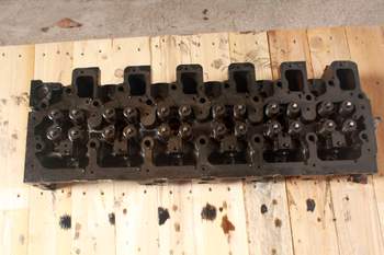 salg af Deutz-Fahr Agrotron 6180 TTV  Cylinder Head