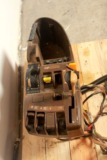 salg af John Deere 6920  Armrest control unit